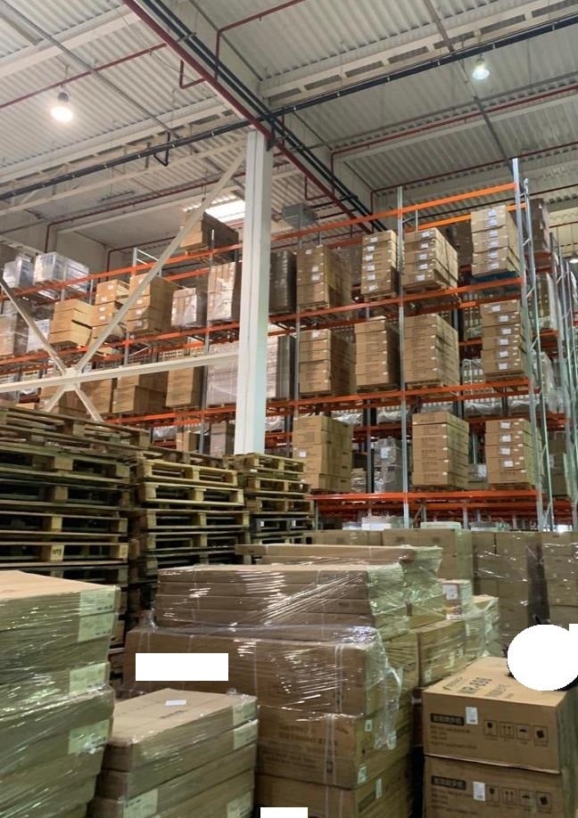 ДФС під керівництвом Офісу Генпрокурора провела мега-обшук у мережі АЛЛО: вилучено товару на 6 млн доларів, - журналіст 04