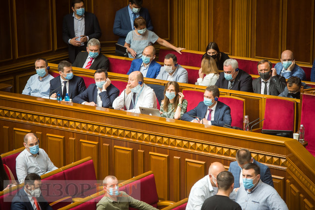 Час вопросов к правительству, объятия Саладухи, тревога Иванчука и расходы Кивы - работа Рады 3 июля 02