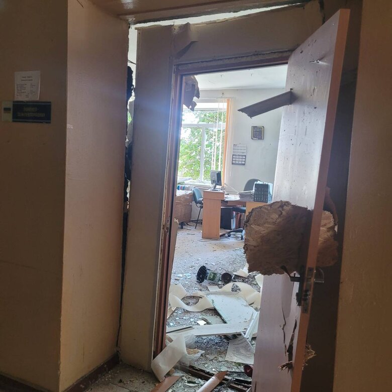 Russians fired from Grad at Stepnohirske in Zaporizhzhia: three people were wounded 02