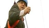 Пиар-акция мэра Лондона закончилась конфузом "в подвешенном состоянии". + ВИДЕО.