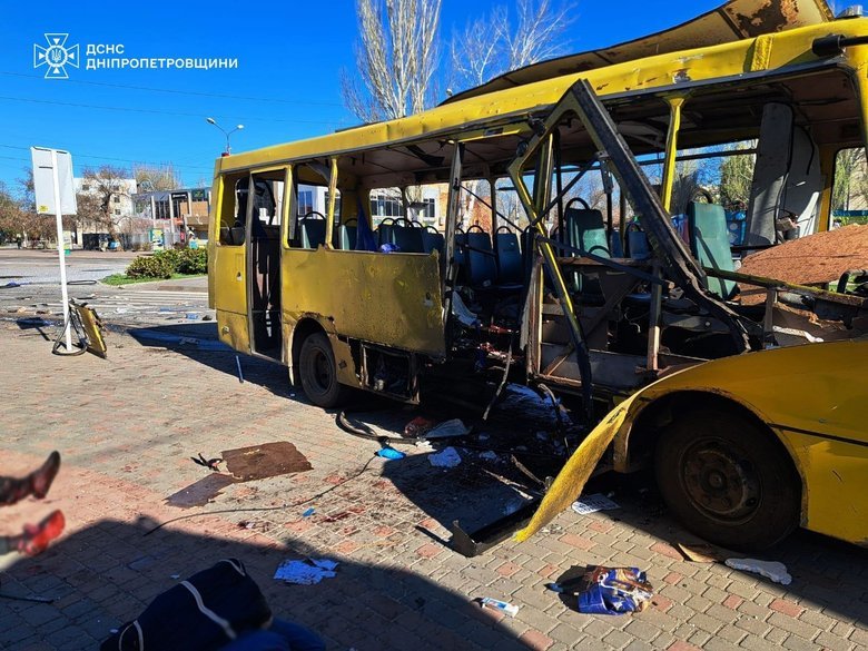 удар по маршрутці у Нікополі