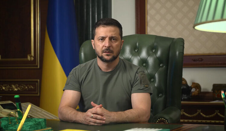 Зеленський підтримає транзит російського аміаку лише в обмін на полонених, у Кремлі відреагували