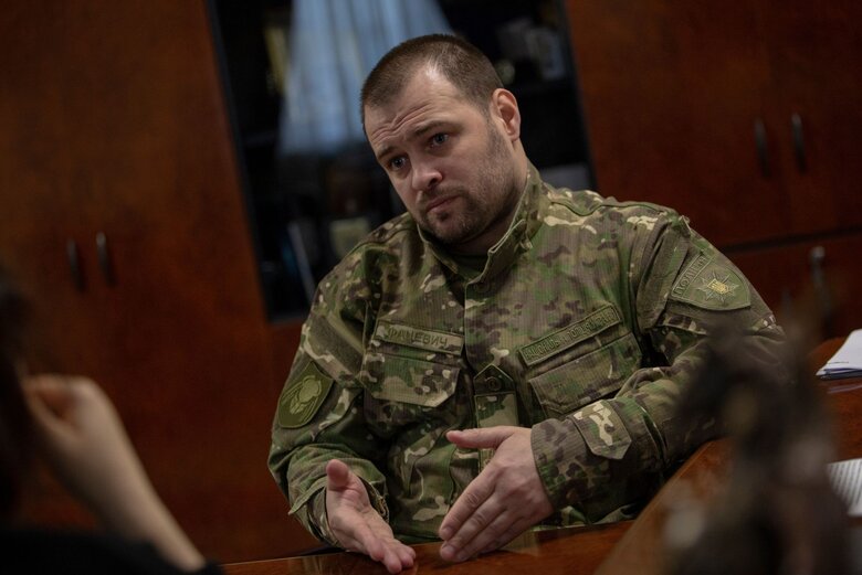 Олександр Фацевич: Росіяни застосовують міни із сейсмічними датчиками, нові міни-пастки, яких ми раніше не бачили 02