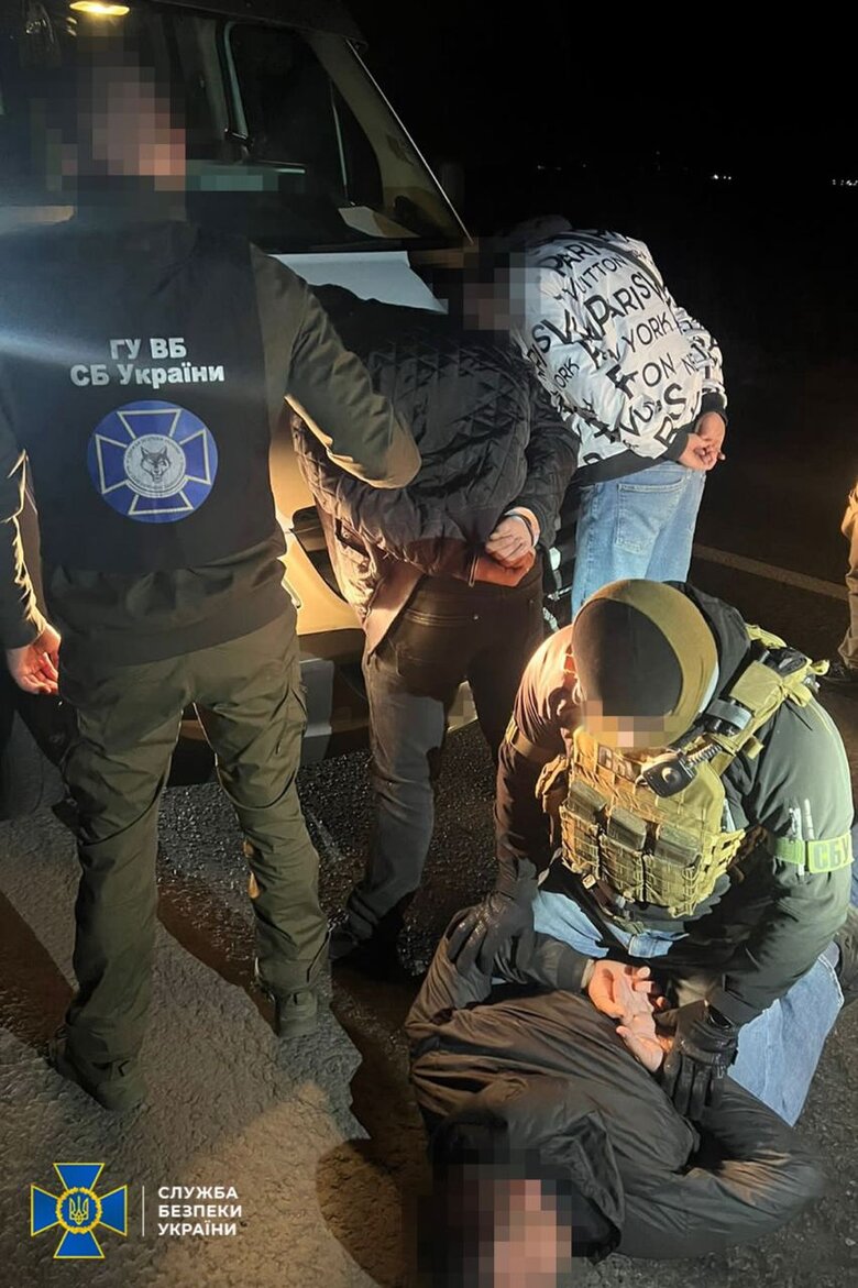 In Odesa, director of personnel agency was detained, who transported evaders to EU under guise of going to work abroad, - SSU 02