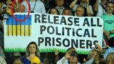Зам Кернеса оказался в компании с европейскими защитниками Тимошенко. ФОТО