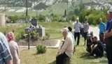Крымские татары в оккупированном Крыму провели молебен в День памяти жертв депортации. ВИДЕО