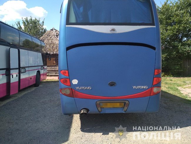 В Ізюмський район приїхали 6 автобусів із пасажирами кремезної статури, які відмовилися пояснити мету приїзду, - Нацполіція 02