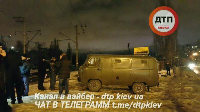поезд рельсы