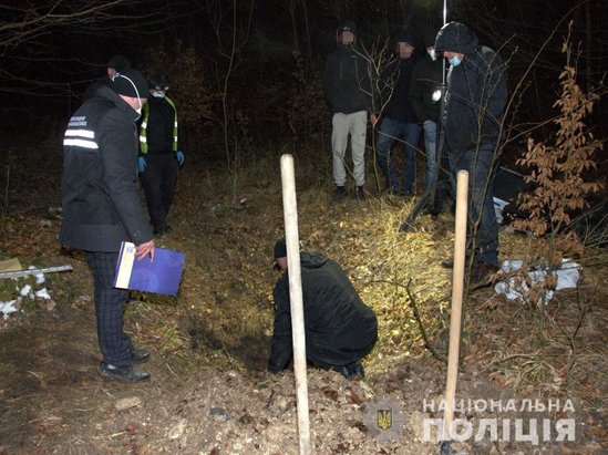 Наркоторговцы на Львовщине жестоко убили, подожгли и закопали двух подростков, - Нацполиция 02