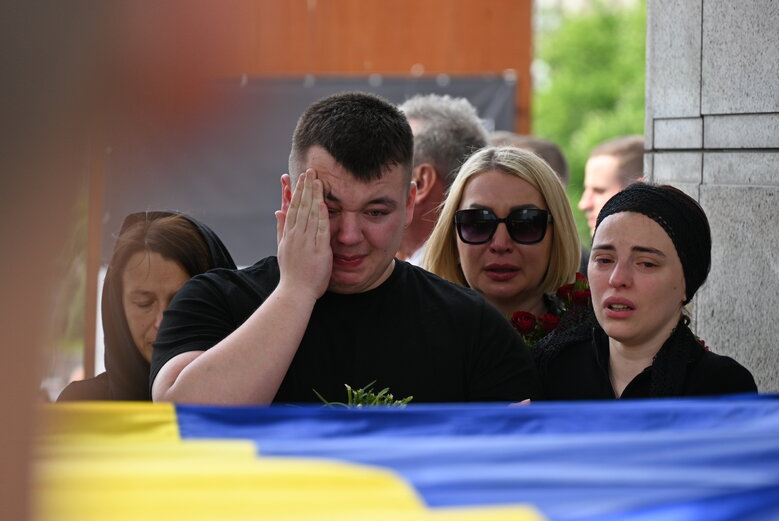 У Києві попрощалися із воїном Едуардом Хатмулліним