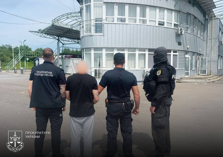 На Прикарпатті судитимуть екстрадованого зі Словаччини організатора банди