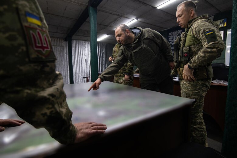 Умєров на сході вручив нагороди воїнам Сил оборони 03