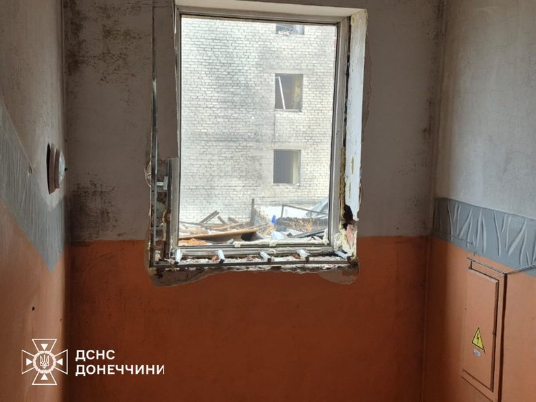 In Dobropillia, a Russian air strike damaged a fire and rescue station building.