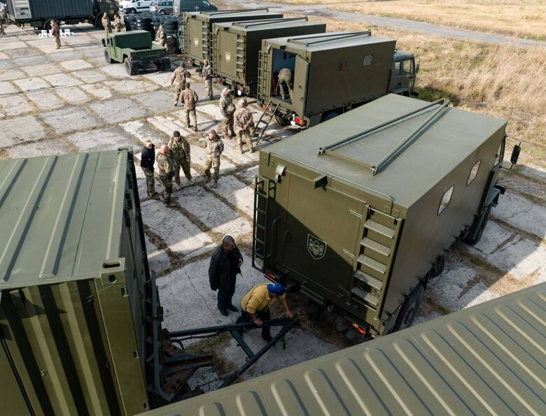 Brigades defending Marinka, Avdiivka and Kupiansk received mobile auto repair shops and deficient tires for HMMWV 01