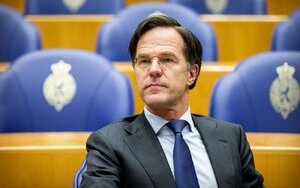 Рютте та Зеленський обговорили дозвіл на удари по РФ західною зброєю