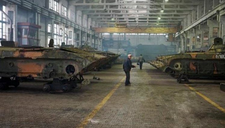 СБУ вновь пришла с обысками на Житомирский бронетанковый завод