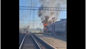Россия атаковала поезд Днепр — Запорожье: проводница пропала после удара