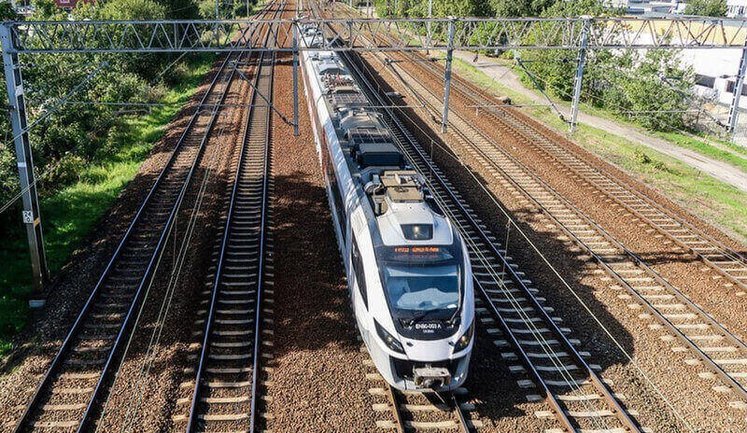 ЄС закликає прискорити будівництво євроколії в Україні
