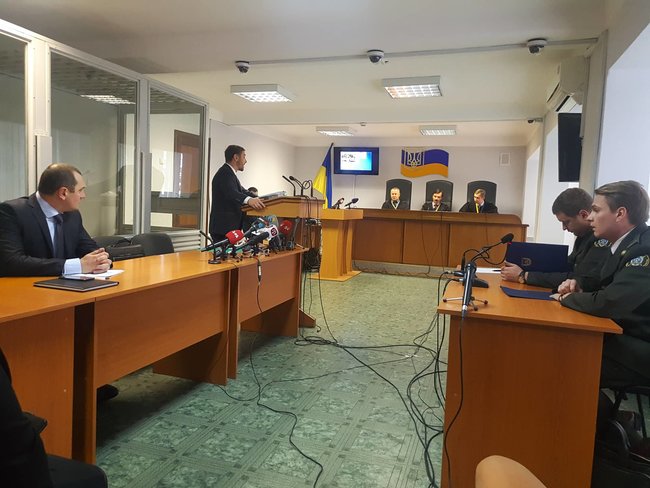 Суд над Януковичем: Президент-утікач готовий до відеозвязку, адвокат Горошинський реєструється в РФ. СТЕНОГРАМА ЗАСІДАННЯ 01