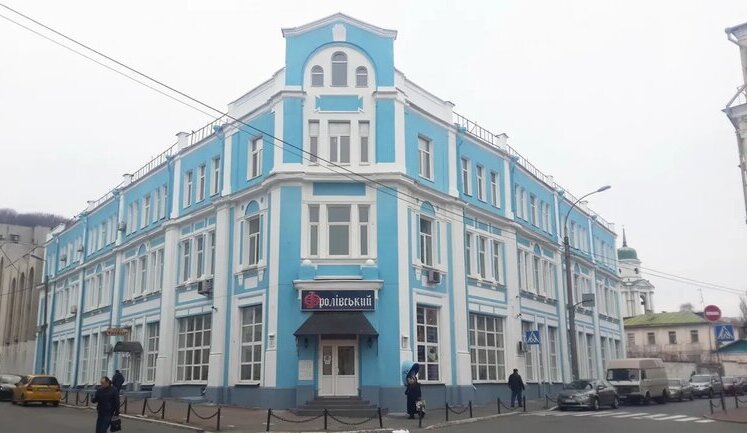 Власник "Великої Кишені" купує будівлю Київського протезного підприємства на Подолі за 165 мільйонів