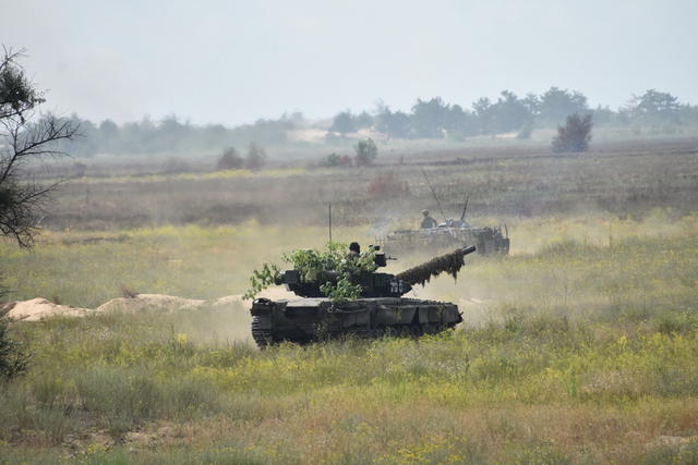 Бригадні тактичні навчання ВДВ відбуваються в 4 регіонах України 04