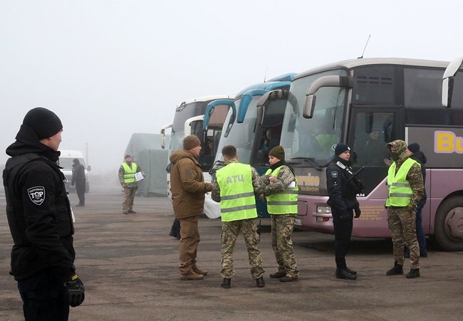 Обмен удерживаемыми лицами на КПВВ Майорск 01