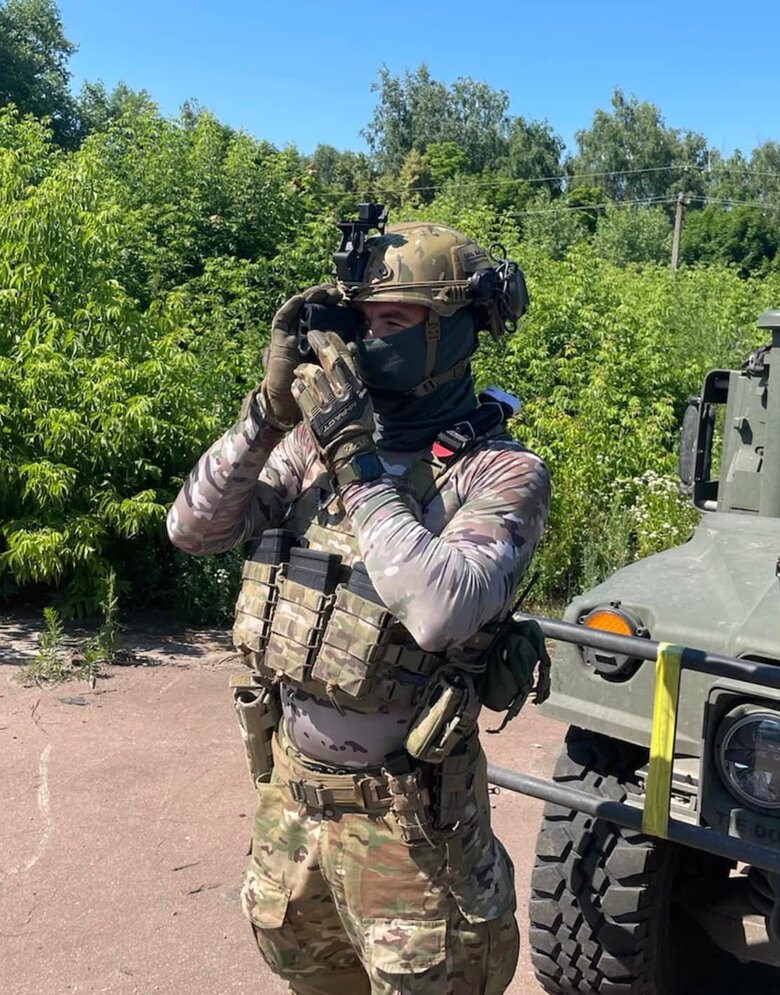 Спецподразделению требуются дроны, которые корректируют огонь по врагу ночью. Очень тяжелое направление: волонтер Юсупова просит украинцев о помощи 04