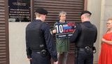 Пятая годовщина ареста Сенцова: В Москве устроили десять одиночных пикетов вокруг резиденции Путина. ФОТОрепортаж