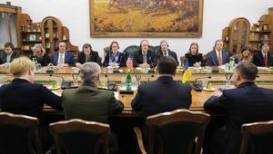 Полторак обговорив військову співпрацю з делегацією Конгресу США