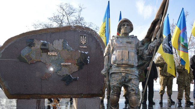 Памятник участникам АТО установили в центре Никополя (обновлено) 01