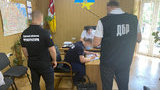 Начальника райвідділу поліції Одещини підозрюють у продажу заарештованих автомобілів, - ДБР. ФОТОрепортаж