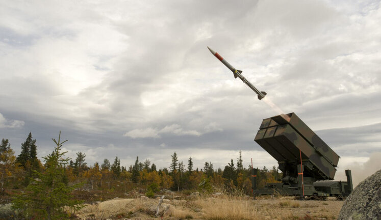 United States will supply Ukraine with medium-range and long-range air defense, - White House