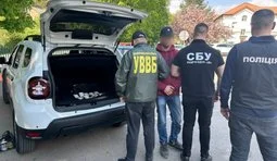 В Закарпатье задержали военных, которые пропускали уклонистов