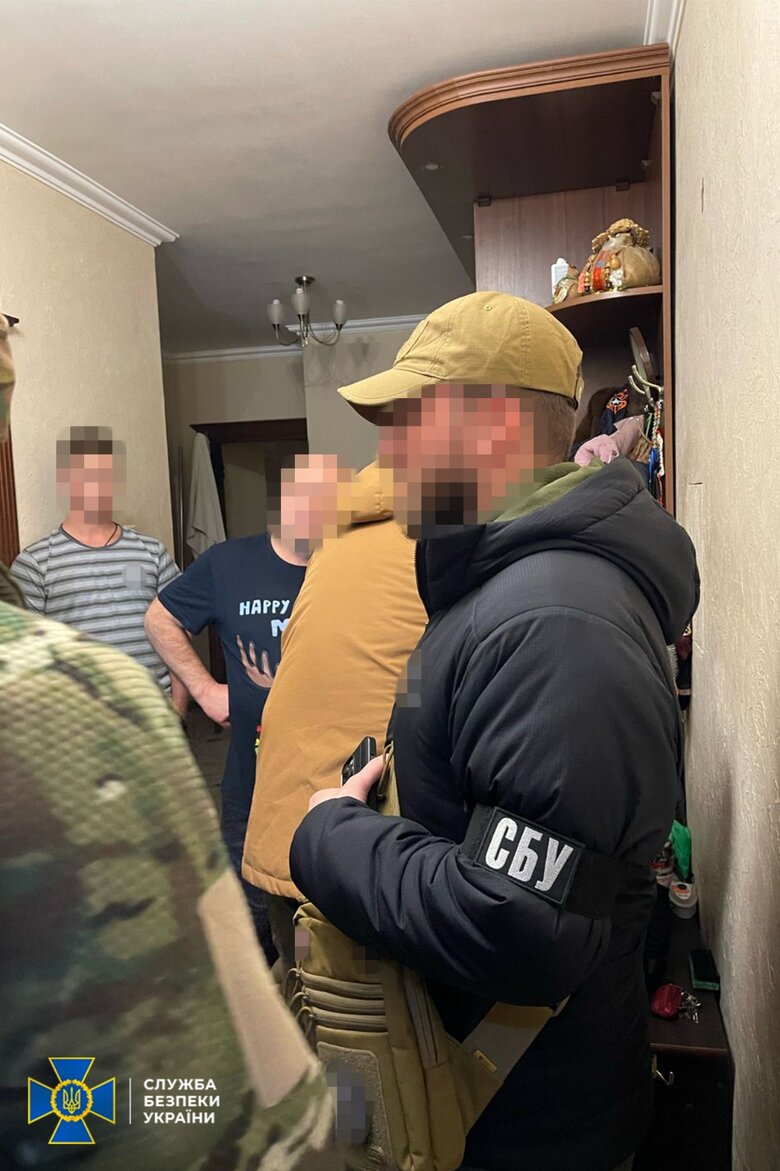 Обшуки у Пашинського