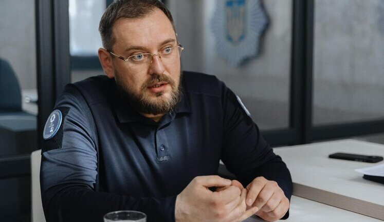 "Шахраї бачать пост у соцмережах про те, що людина шукає зниклого військового, і цим користуються", – Уповноважений з питань осіб, зниклих безвісти Артур Добросердов