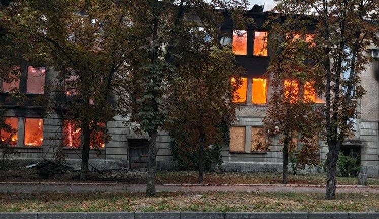 Доба на Донеччині: росіяни вбили 11 людей і 16 поранили, під обстрілами перебували два райони області. ФОТОрепортаж
