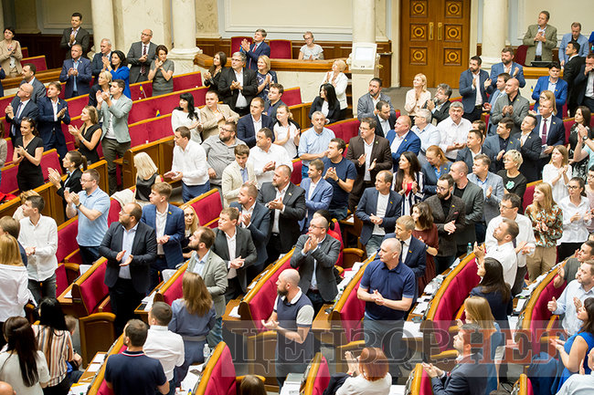 Спілкування Тимошенко з Кондратюк за колоною, Іванчук в гостях у Слуги народу і звільнений Балух у Раді, - робочий день ВР 13 вересня 14
