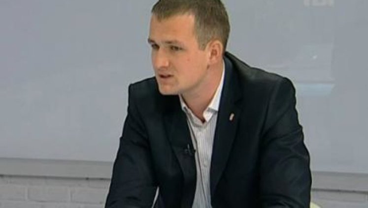 "На довыборы власть запустит псевдооппозиционеров", - "свободовец" рассказал о предстоящих провокациях. ВИДЕО