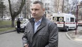 Деякі лікарні заповнені на 110%, - Кличко відвідав ковідні відділення столиці