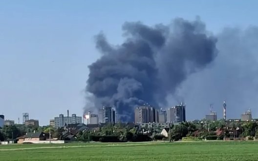 Вибух пролунав на заводі найбільшої нафтогазової компанії Угорщини MOL: є загиблий. ФОТОрепортаж