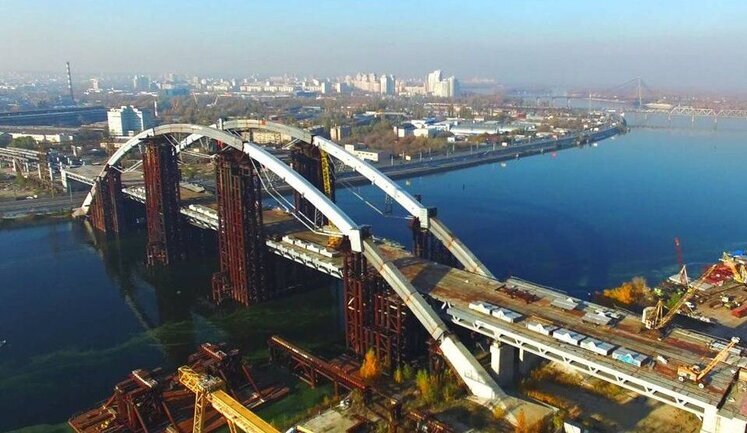 Завод Порошенко закупил конструкции для моста на Троещину у фирмы россиян. ВИДЕО