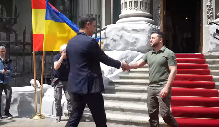 Зеленский встретился с премьером Испании Санчесом. ВИДЕО