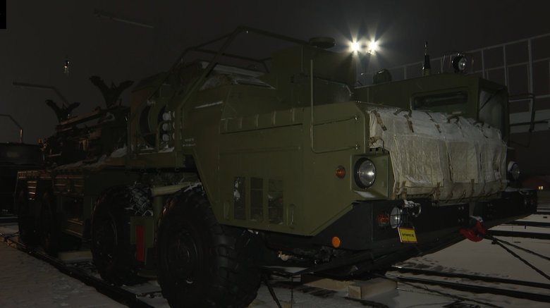 Россия перебросила в Беларусь ракетный комплекс дальнего действия С-400 Триумф 02