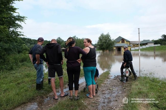 На Буковине 28 населенных пунктов подтоплены, 9 - без газа, 5 - без света, - ОГА 08 На Буковине 28 населенных пунктов подтоплены, 9 - без газа, 5 - без света, - ОГА 08