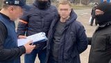 Слідчий столичної поліції упіймався на хабарі 30 тис. за закриття кримінального провадження. ФОТО