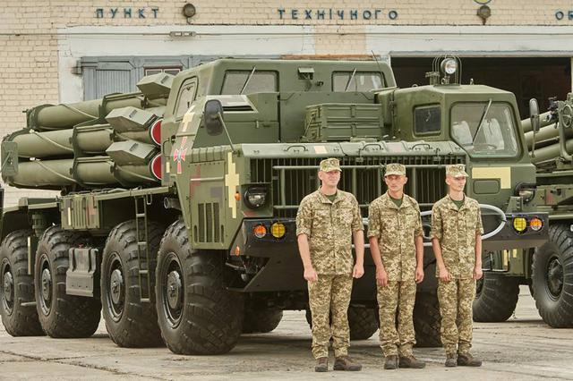 67 единиц техники после празднования Дня независимости будет передано в зону АТО, - Генштаб ВСУ 05 67 единиц техники после празднования Дня независимости будет передано в зону АТО, - Генштаб ВСУ 05