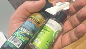 БЕБ знайшло підпільне виробництво наборів для електронних сигарет на Вінниччині