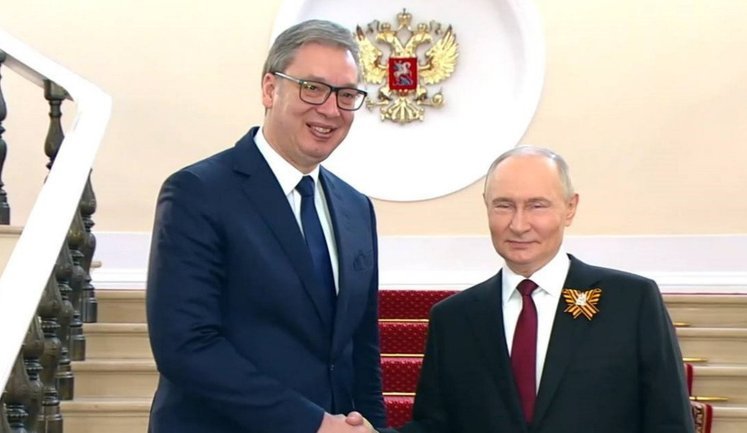 Сербія домовилася про ще три місяці імпорту газу з Росії