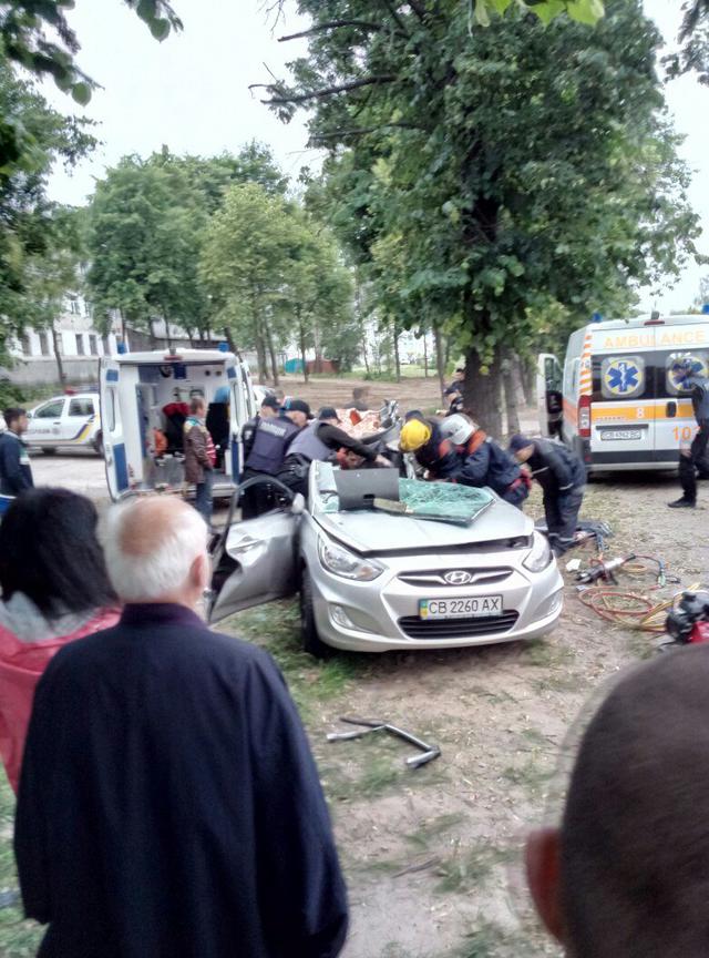 дтп чернигов автокатастрофа