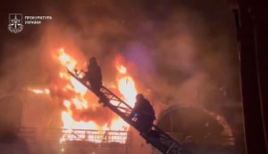 Ворожі безпілотники весь день атакують Харків: є влучання і поранені (оновлено). ВIДЕО